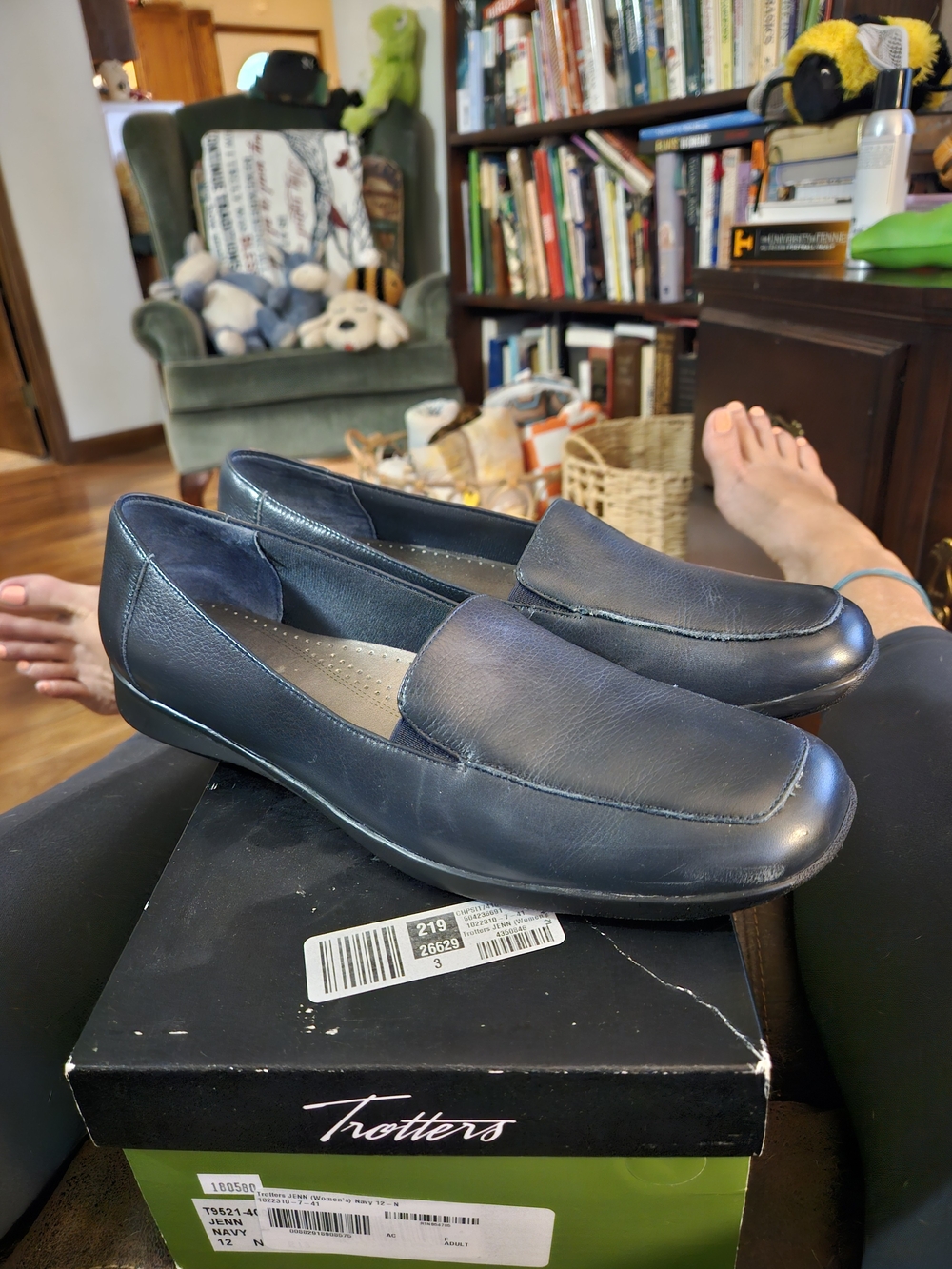 Trotters Navy Leather Slip-On Loafers
